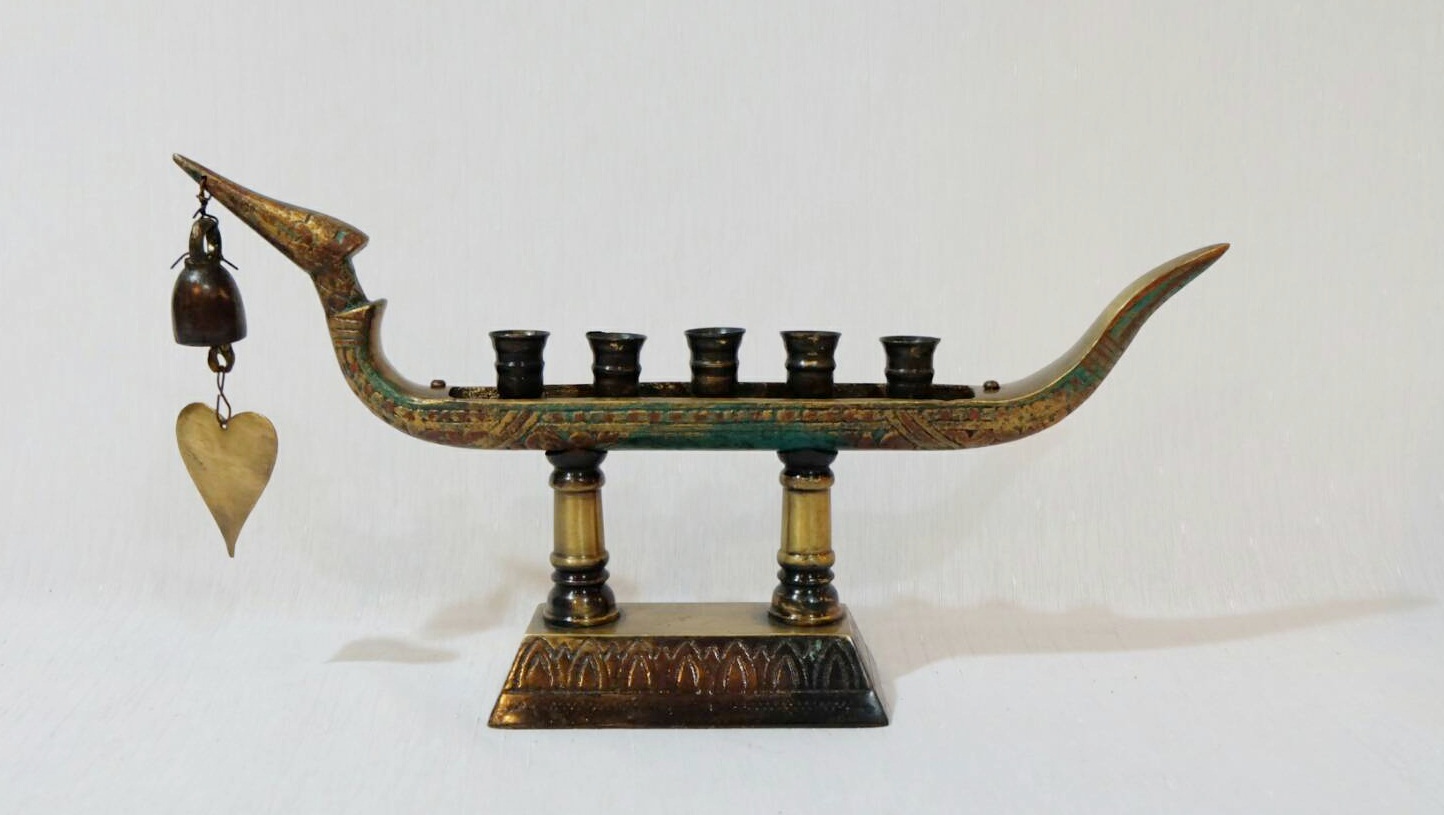 เชิงเทียนสุพรรณหงส์ 5 ช่อ 