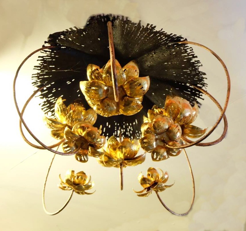 โคมไฟใบบัว