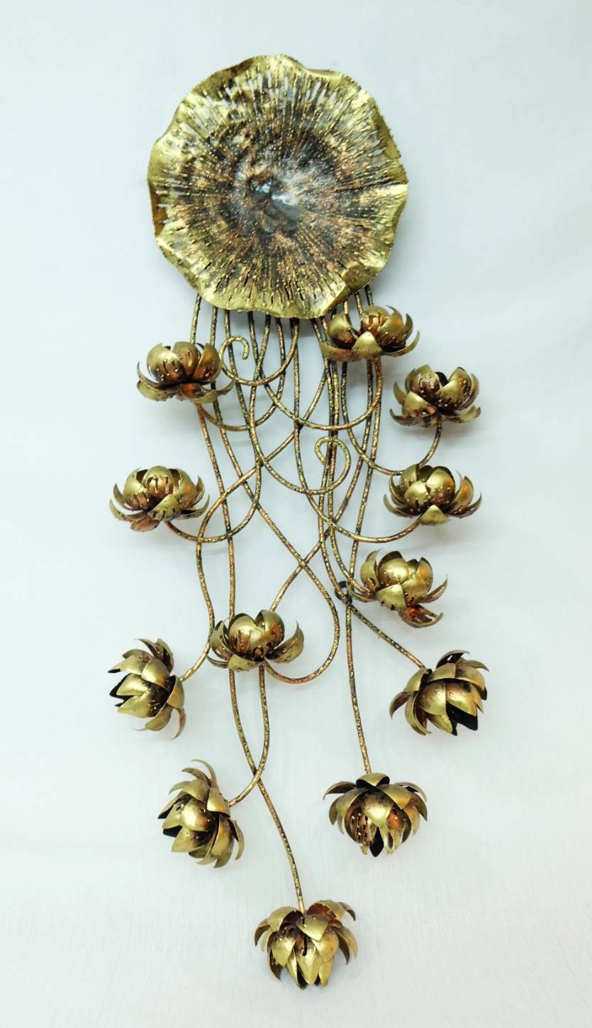 ดอกบัวเปลือย ติดผนัง  