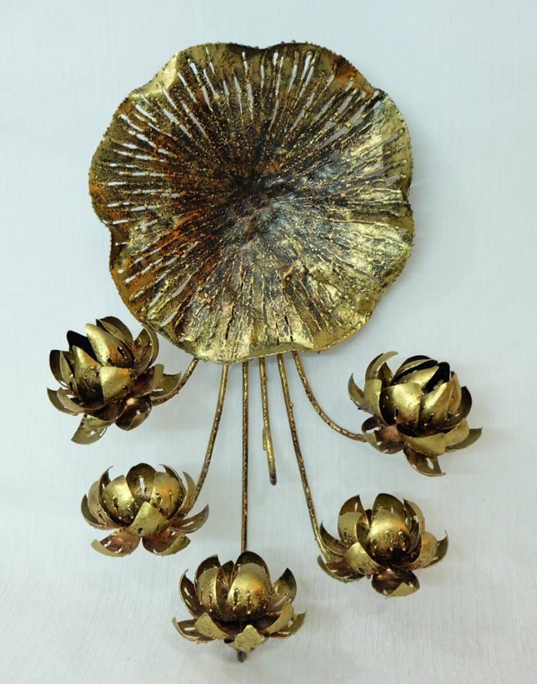 เชิงเทียนใบบัว ติดผนัง